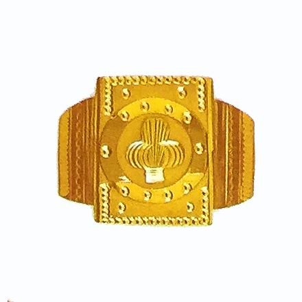 Indian fancy wedding band for men in 916 yellow gold