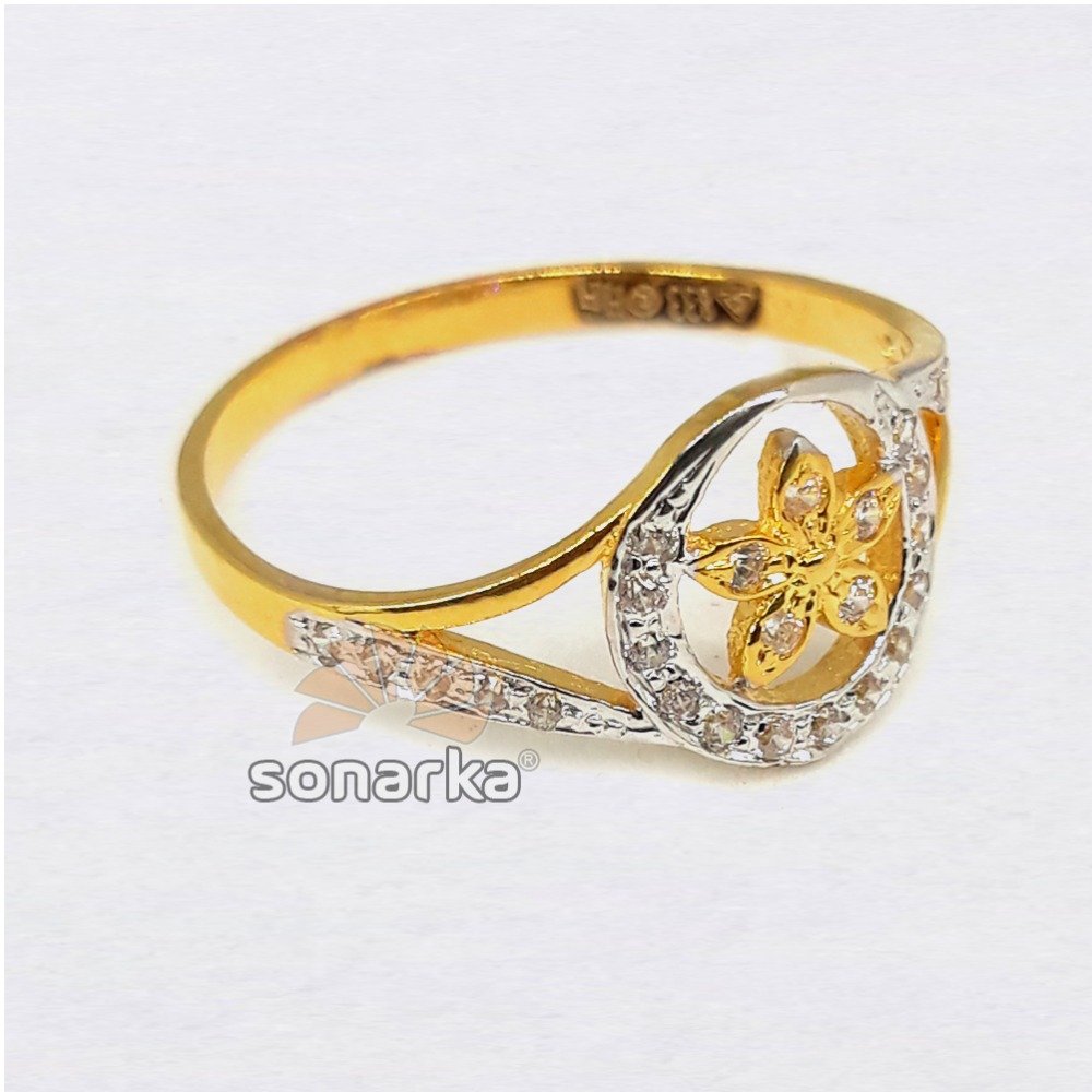 22KT Fancy Star Shaped CZ Ladies Ring