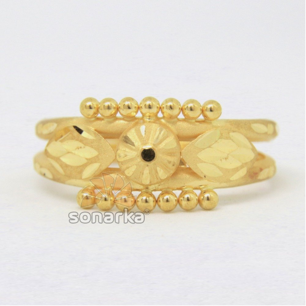 22ct 916 Yellow Gold Ladies Ring Indian Double Pipe Kaida Design