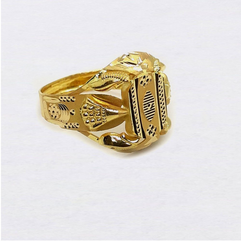 Light Weight Nazrana Design Gold Ring