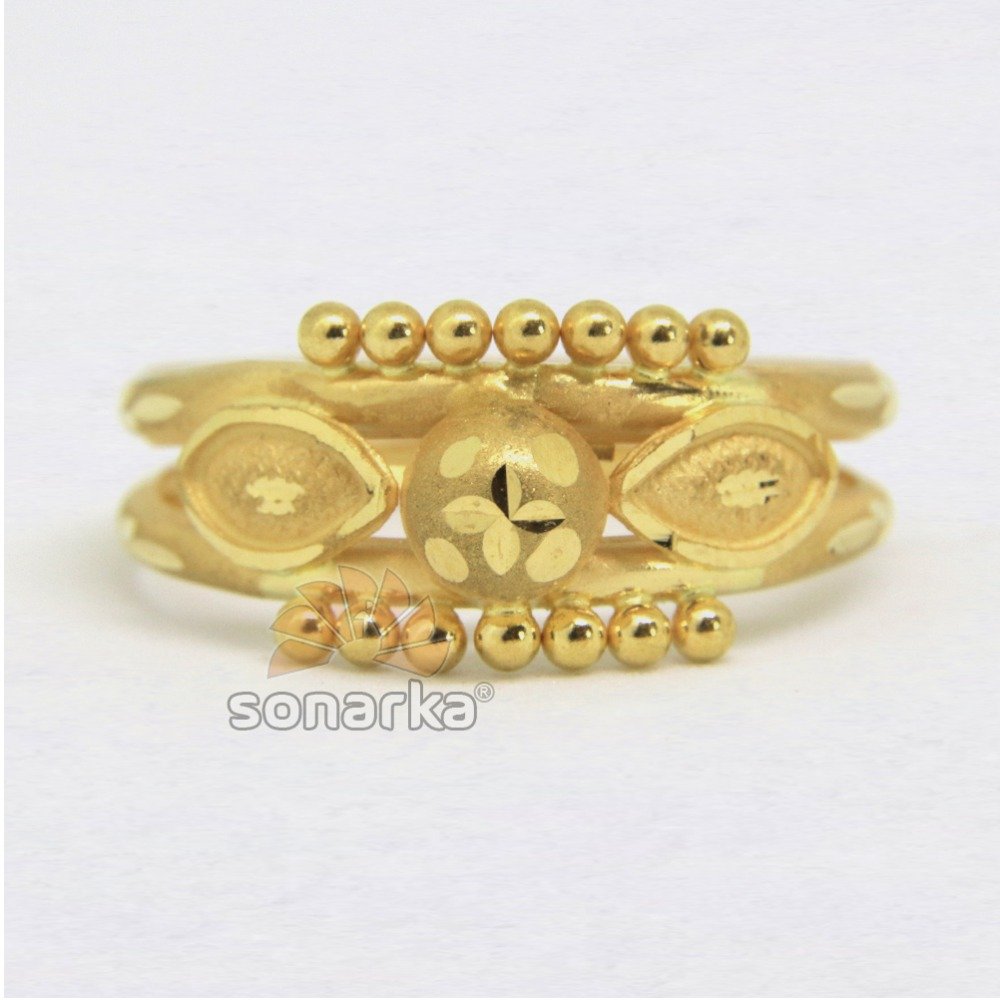 22ct 916 Yellow Gold Ladies Ring Indian Frosted Design Bands