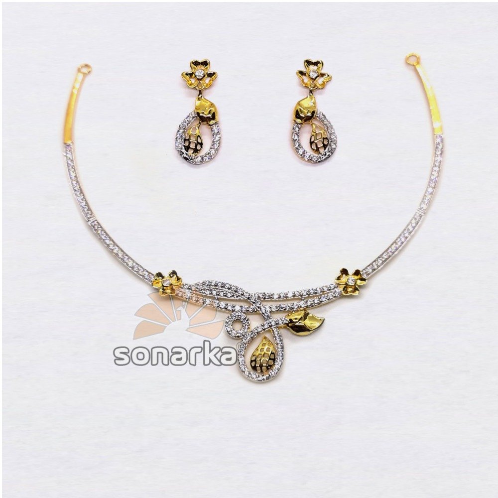 Czech Citrine Intaglio Glass Necklace w/ Fancy Gold Tone Links 16.5